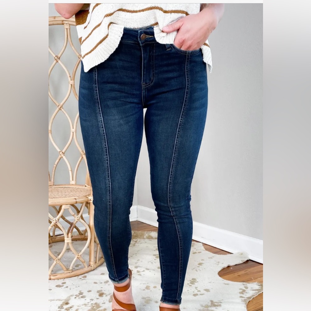 Judy Blue Mid Seam Jeans